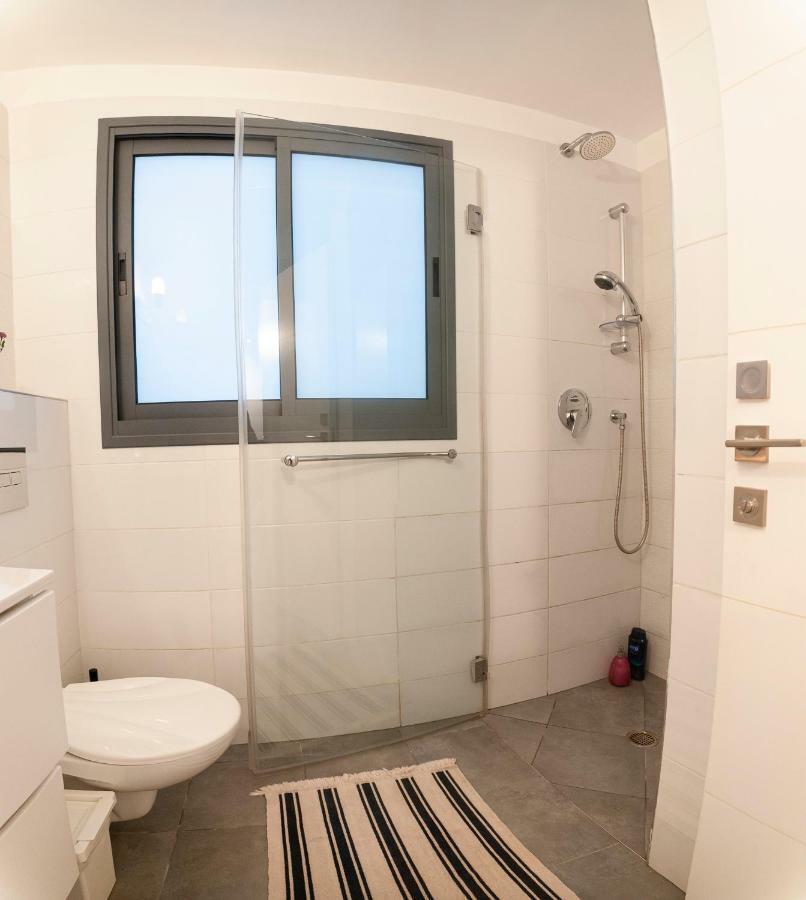 Luxury 2 Bedrooms Apartments Rothschild + Balcony Tel Aviv Exterior foto